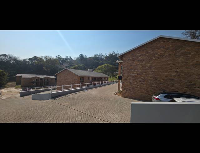 2 BEDROOM APARTMENT FOR SALE IN ESCOMBE